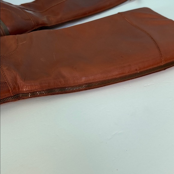 Nine West. Elegant Chestnut Heeled Boots - Picture 4 of 6